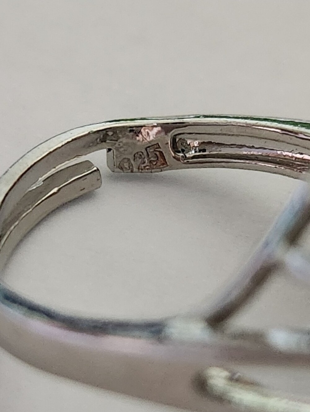 New 925 Silver Cushion Cut Emerald Diamond Adjustable Ring - Picture 5 of 13